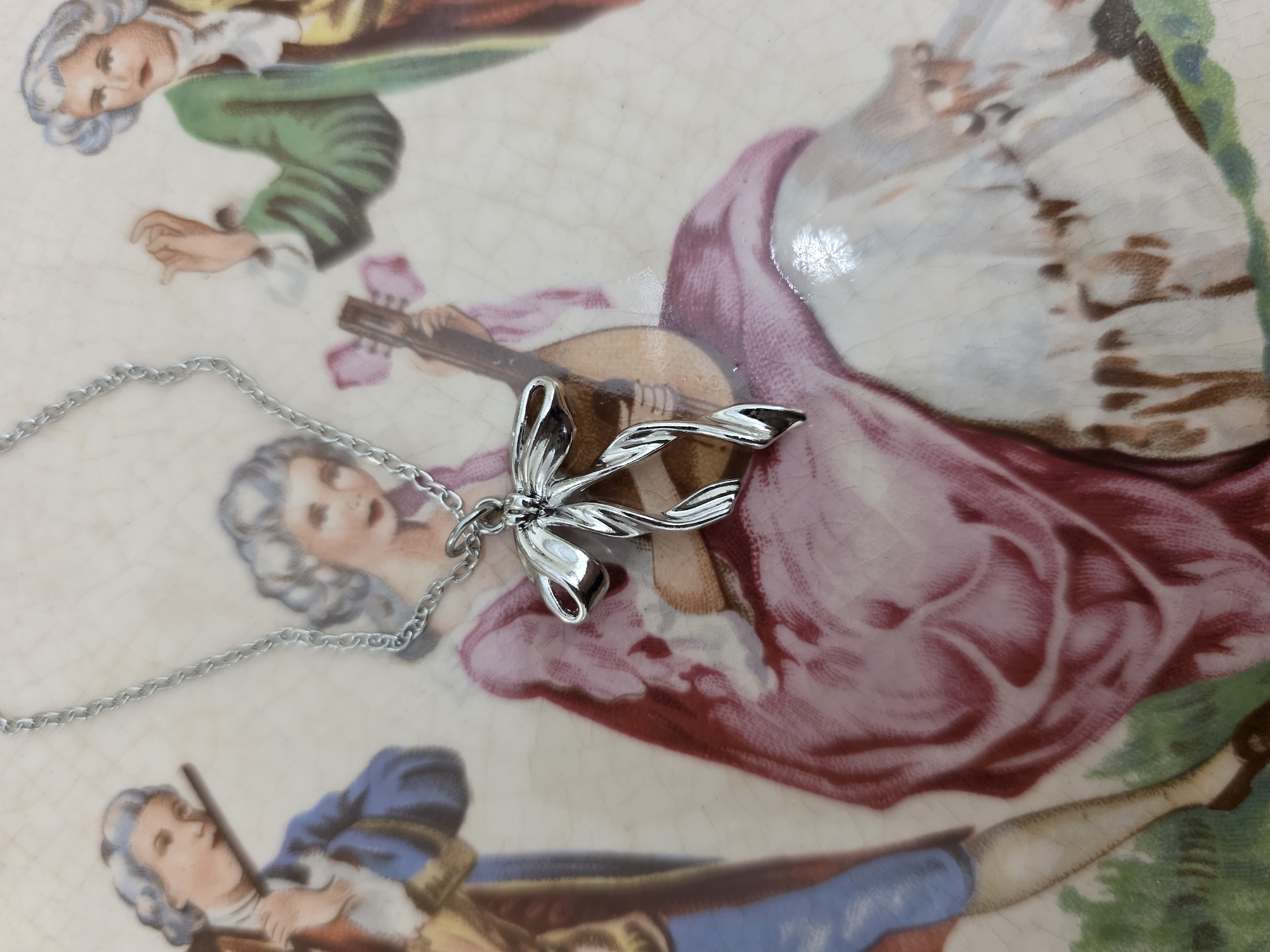 گردنبند استیل پاپیون