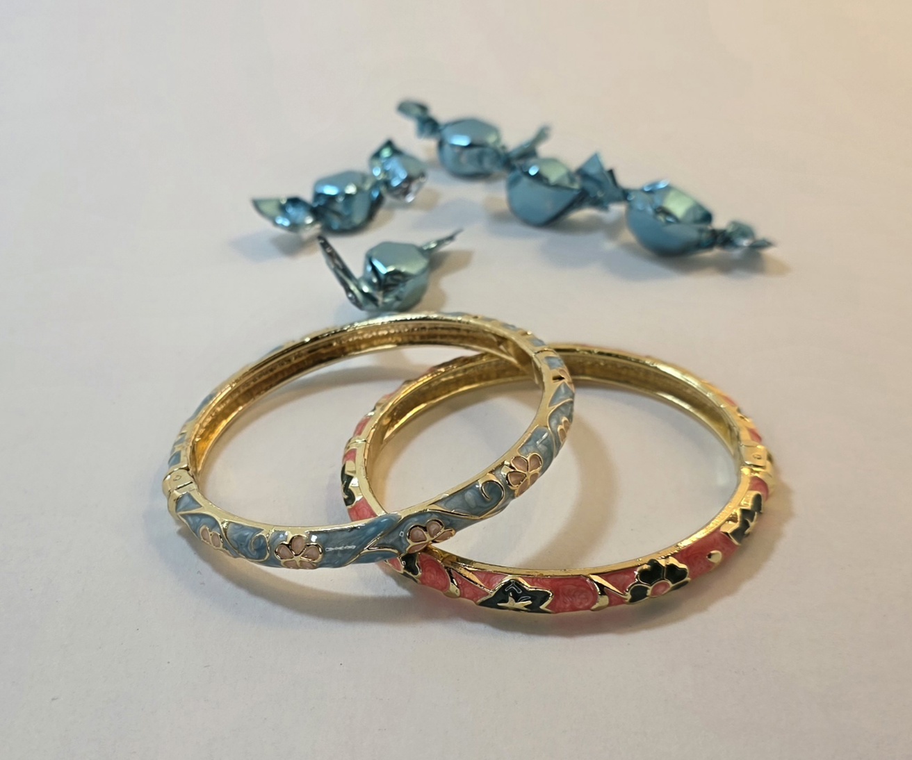 دستبند یا بنگل میناکاری  آبی و صورتی